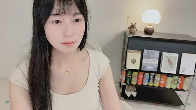 Onechestnut live XXX chat