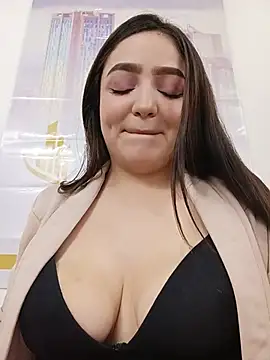 Chat XXX en directo de JUANITA-ROJAS