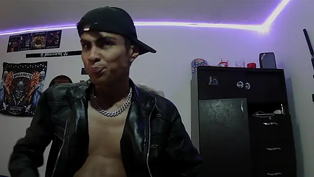 Fenix_hardcockn Webbikameraesitys
