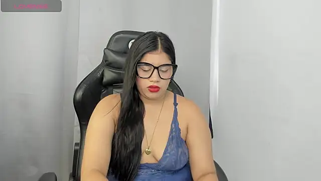 Czat XXX na żywo – IVONE_ASHAR