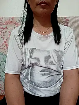 Chatroom XXX en direct de Doremon_95