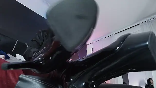 _Jade_16 Live XXX-Chat