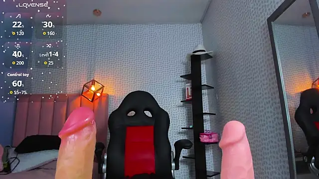 KAROLAGREY's Live XXX Chat
