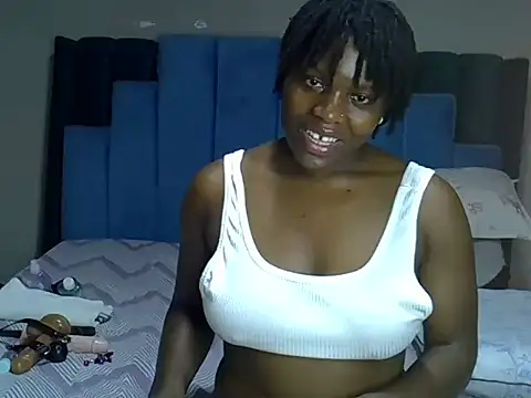 Chat XXX en directo de melanin_moon