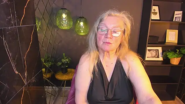 NataliMellow's Webcam Show