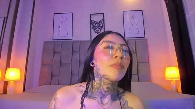 Ashley_Blum_'s Live XXX Chat