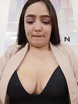 Chat +18 de JUANITA-ROJAS ao vivo