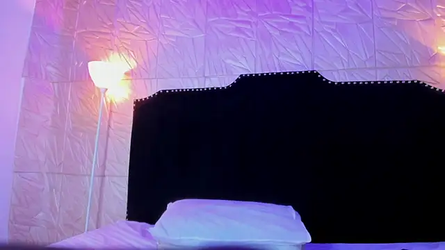 Онлайн чат XXX JennyRouse01