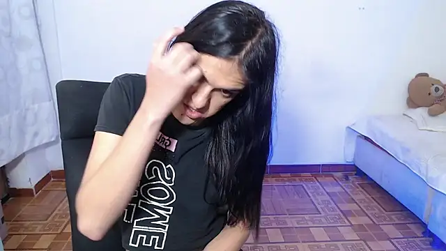 sweet1Girl: διαδικτυακό σόου στην κάμερα