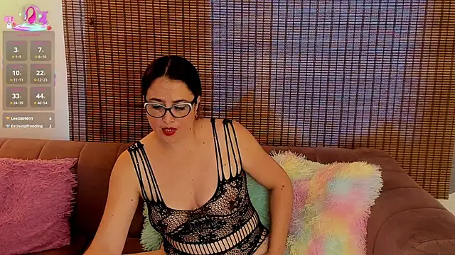 Czat XXX na żywo – ariana_cross