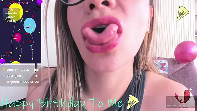 VelvetMouth_'s Live XXX Chat