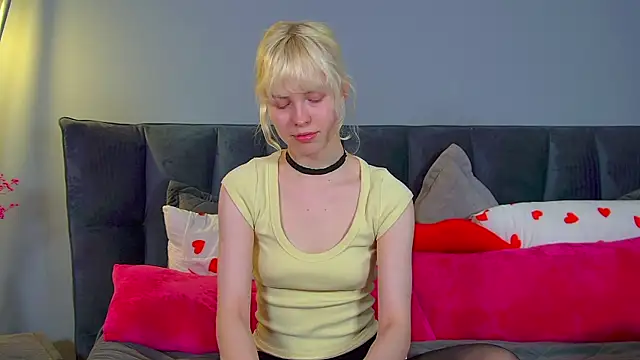 HannahHollis' Live XXX Chat