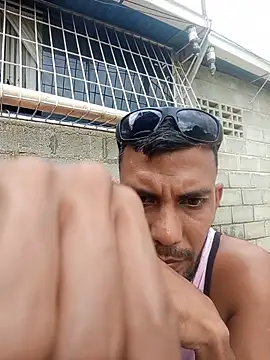 UnreadyChutzpa Adlı Modelin Canlı XXX Sohbeti