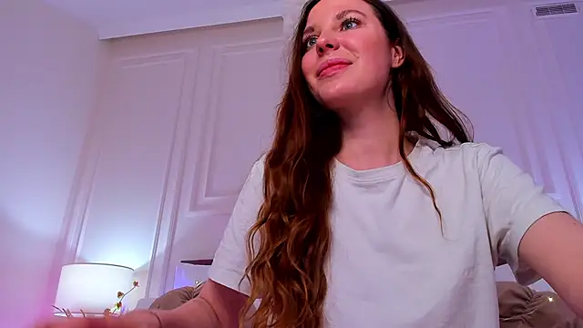 MonaRicci live XXX chat