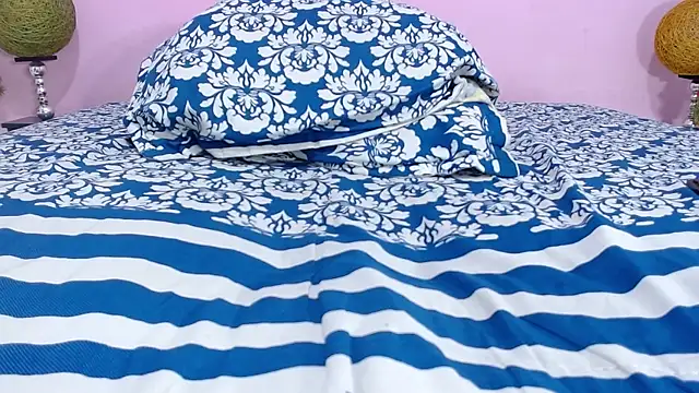 Jules_zzz Webcam Show