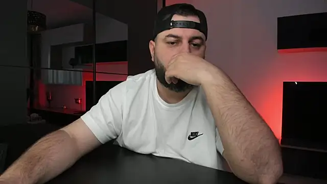 DravenPeak's Live XXX Chat