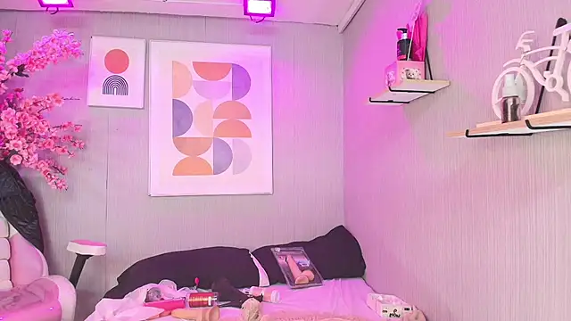 Pokazy przed kamerką – Wife_sexxx