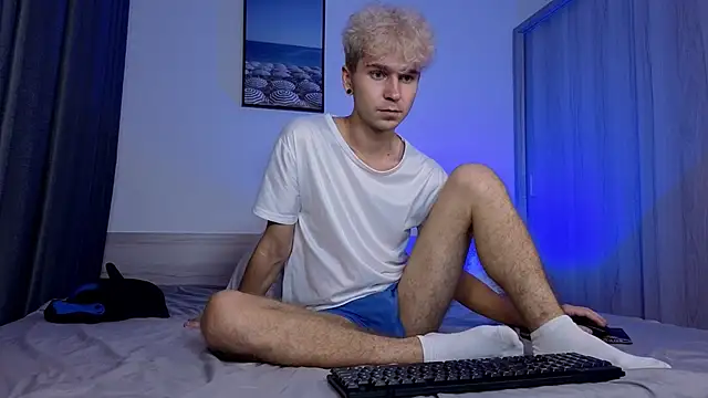 Joseph__Quinn's Webcam Show