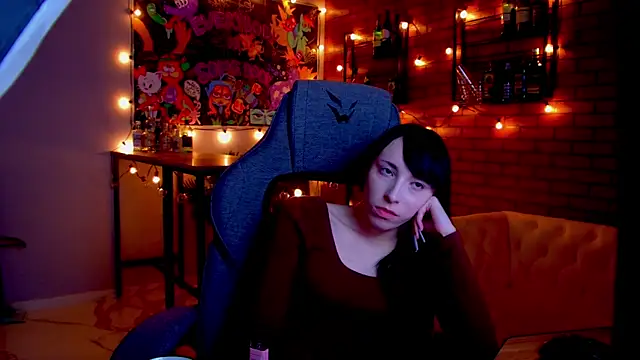 SeraphineSparda – Live XXX-chat