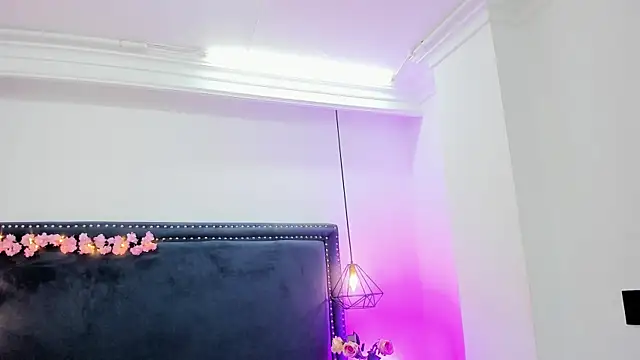 AbbyCutee_'s Live XXX Chat