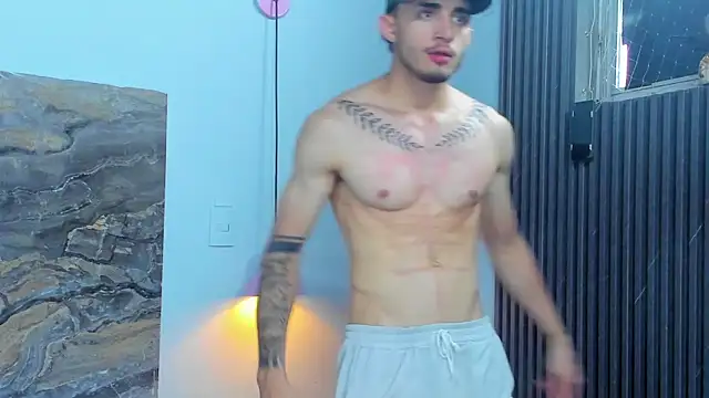 James-06's Webcam Show