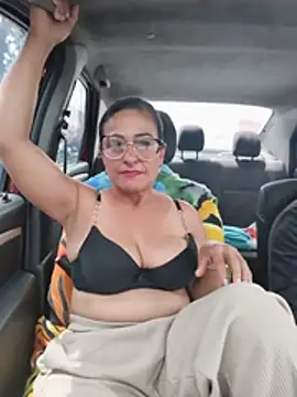 Chat XXX en directo de Aurora_levi