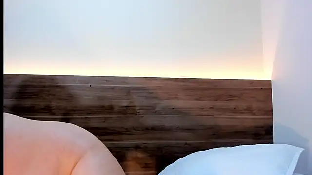 thamiina_ – Naživo XXX chat
