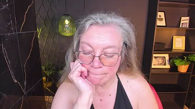 NataliMellow's Live XXX Chat