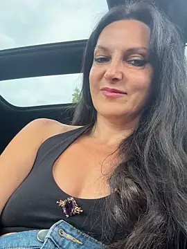 Chatroom XXX en direct de -OLYA-