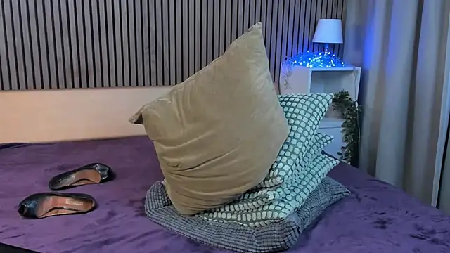 Sala de chat ao vivo de AngelCumsAllTheTime
