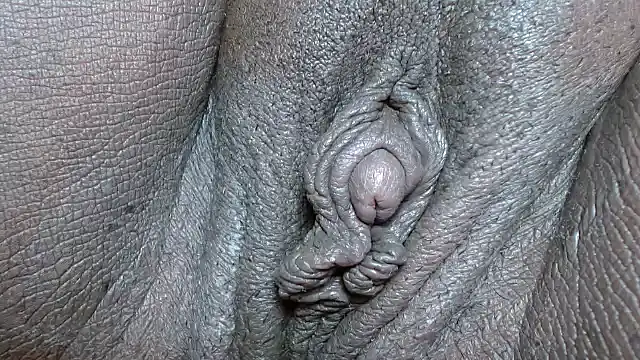 morenahott1's Live XXX Chat