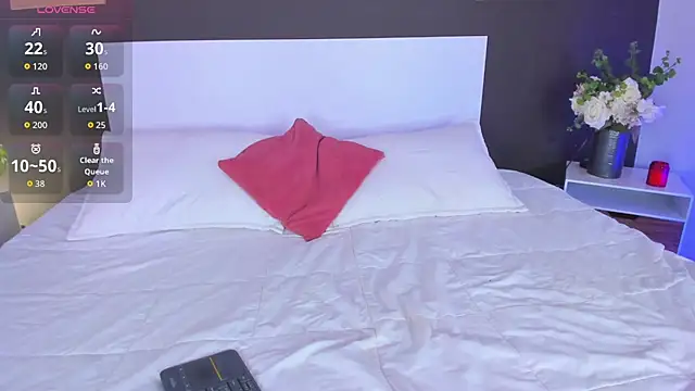 VioletPaket লাইভ XXX চ্যাট