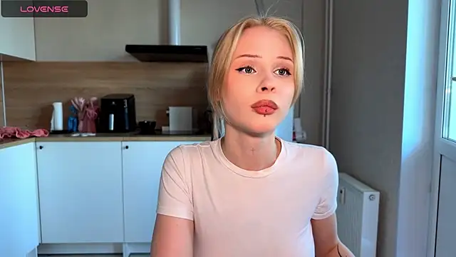 lisa_barbie's Live XXX Chat