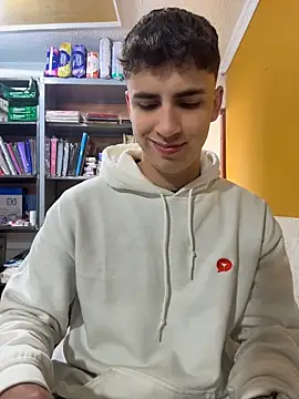AdrianRinaldi Webcam Show
