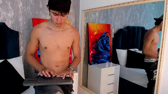 Liam_Grayson_ Webcam Show