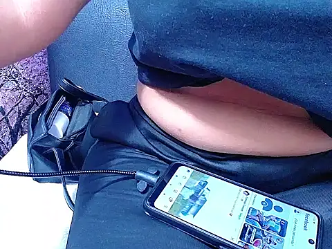 Chat +18 de pervertt_sussy ao vivo