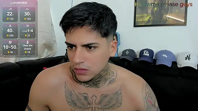 sweetlatinoboy's Live XXX Chat