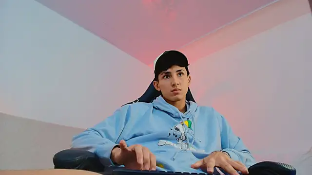 Valentino_Rey's Live XXX Chat