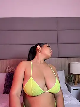 LilyFoox's Live XXX Chat