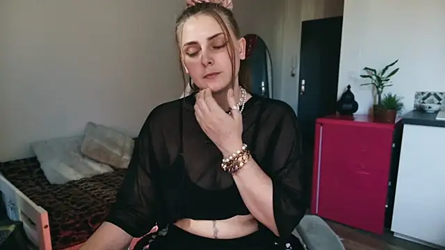 Celeste_Off's Live XXX Chat