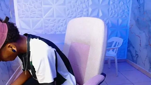 عرض كام ManSant
