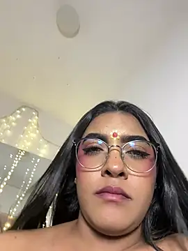 lakshmiraniii's Live XXX Chat