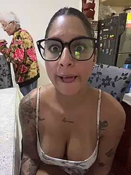 charlotte_stevenss_'s Webcam Show