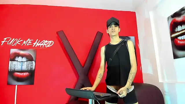 TWINKS_BOYSX Webcam-Show