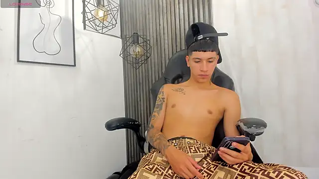 Вебкам-шоу milosexy_