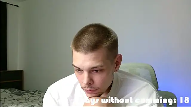 DENIS_HERE Chat XXX in diretta
