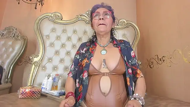 Celeste_Baker_のライブXXXチャット
