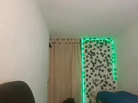 SexDiffrentのライブXXXチャット