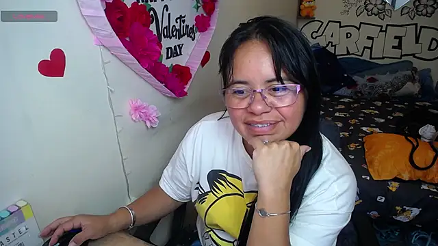 Miss__kendra_ Chat XXX in diretta
