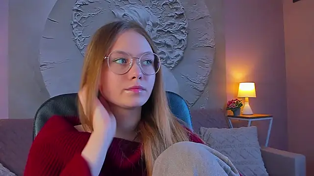 FloraLarsson Chat XXX in diretta